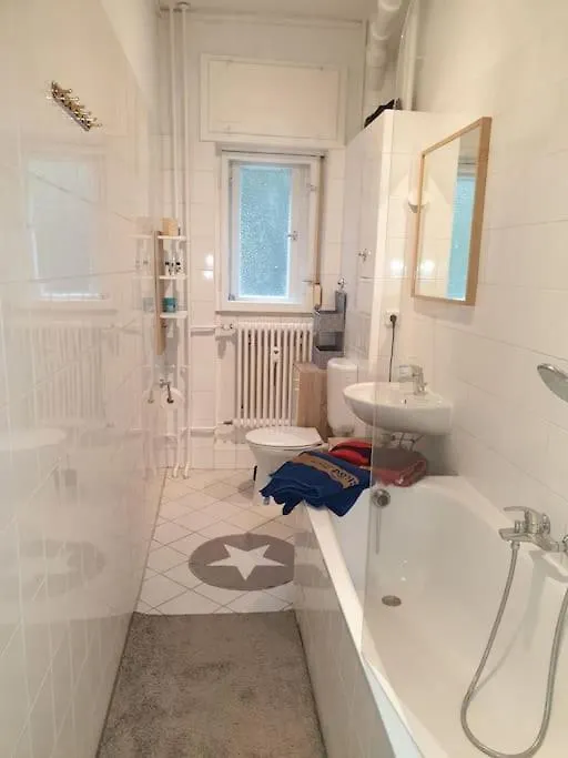 Gemuetliches Apartment Am Bach Nahe Bus Und Bahn Berlim